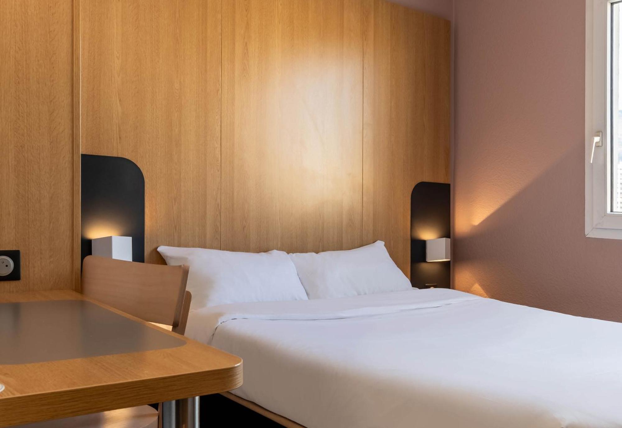 B&B Hotel Grenoble Centre Verlaine Kültér fotó